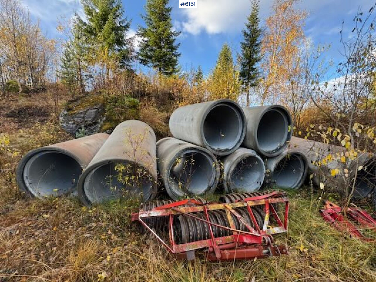 9 concrete pipes - Equipamento de construção: foto 1 9 concrete pipes - Equipamento de construção: foto 1