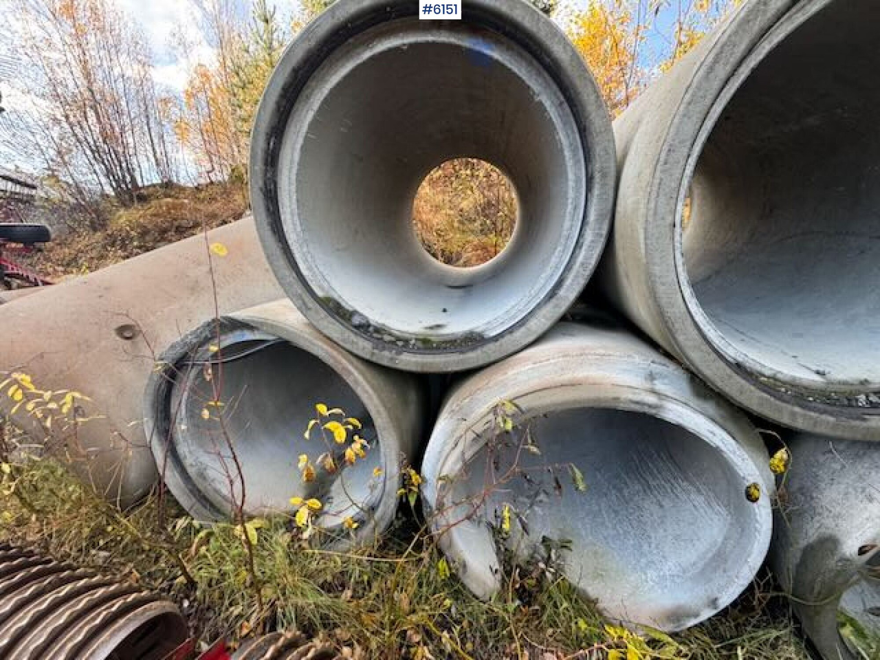 9 concrete pipes - Equipamento de construção: foto 3 9 concrete pipes - Equipamento de construção: foto 3