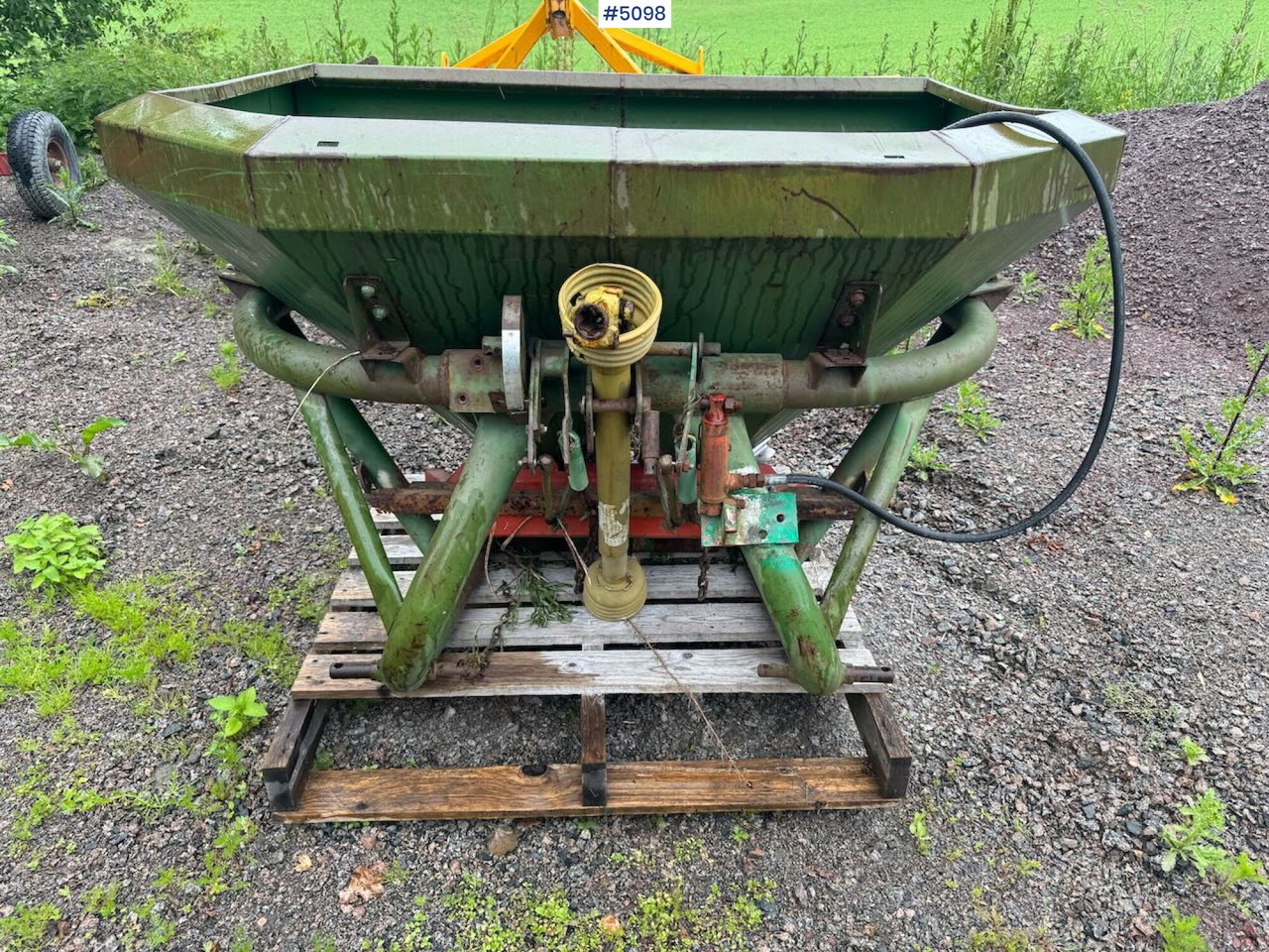 Amazone ZA-F 803 Repair object - Distribuidor de fertilizantes: foto 1 Amazone ZA-F 803 Repair object - Distribuidor de fertilizantes: foto 1