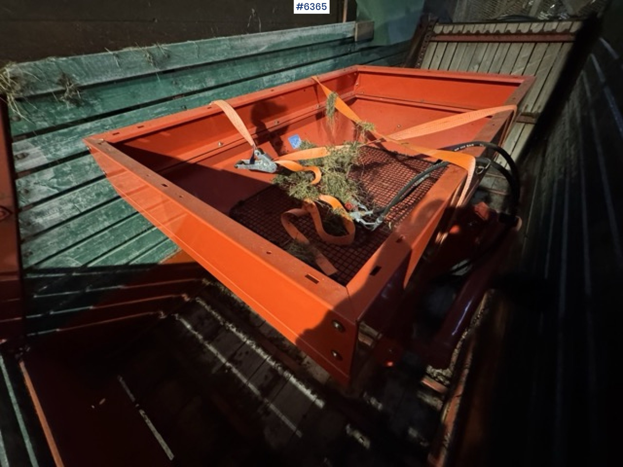 Approx. 1990 Kverneland UN7000 unloading wagon - Distribuidor de fertilizantes: foto 1 Approx. 1990 Kverneland UN7000 unloading wagon - Distribuidor de fertilizantes: foto 1