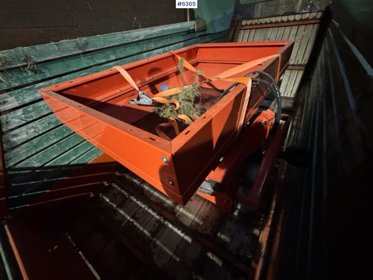 Approx. 1990 Kverneland UN7000 unloading wagon - Distribuidor de fertilizantes: foto 2 Approx. 1990 Kverneland UN7000 unloading wagon - Distribuidor de fertilizantes: foto 2