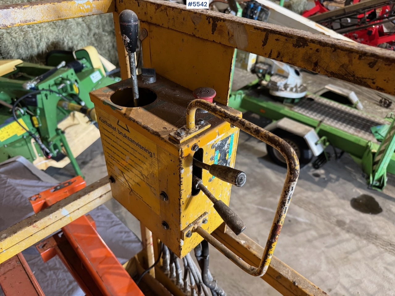 Condor Chick 2548 scissor lift. - Plataforma aérea: foto 5 Condor Chick 2548 scissor lift. - Plataforma aérea: foto 5