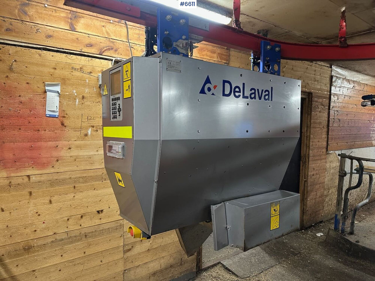 Delaval FW 200 automatic feeder and TKS rails. - Equipamento de gado: foto 1 Delaval FW 200 automatic feeder and TKS rails. - Equipamento de gado: foto 1