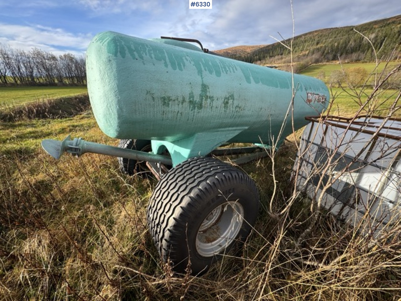 Doff X 3,500-liter manure spreader - Cisterna de chorume: foto 1 Doff X 3,500-liter manure spreader - Cisterna de chorume: foto 1