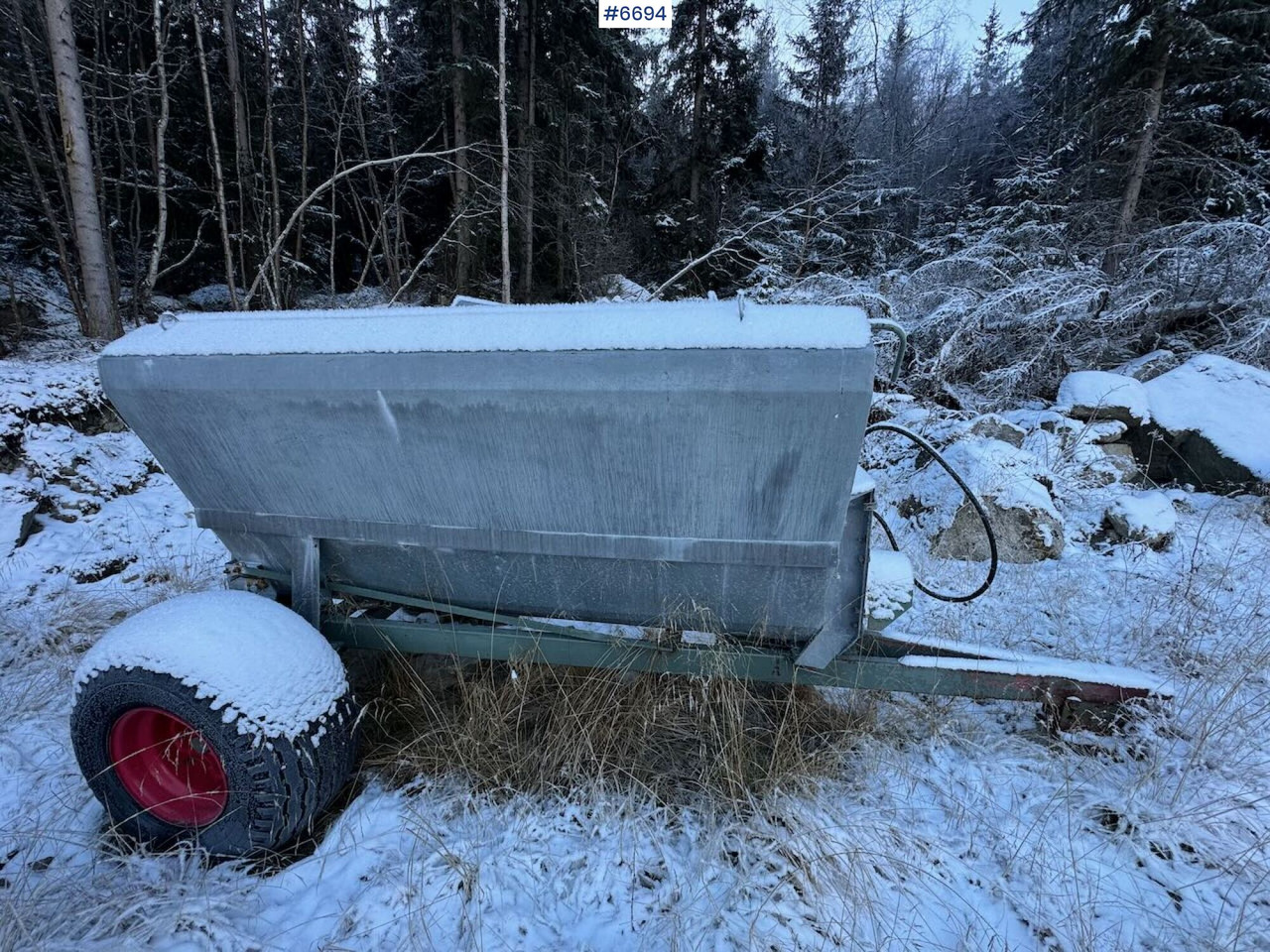 Doff X25 Manure spreader - Espalhador de estrume: foto 1 Doff X25 Manure spreader - Espalhador de estrume: foto 1