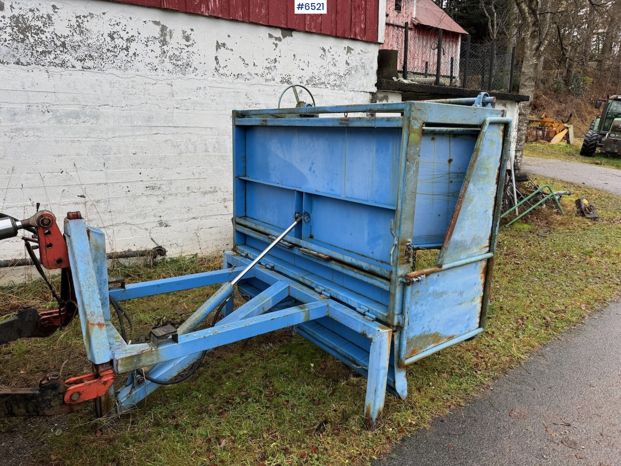 Hoof trimmer box for cattle. Watch the video! - Equipamento de gado: foto 5 Hoof trimmer box for cattle. Watch the video! - Equipamento de gado: foto 5