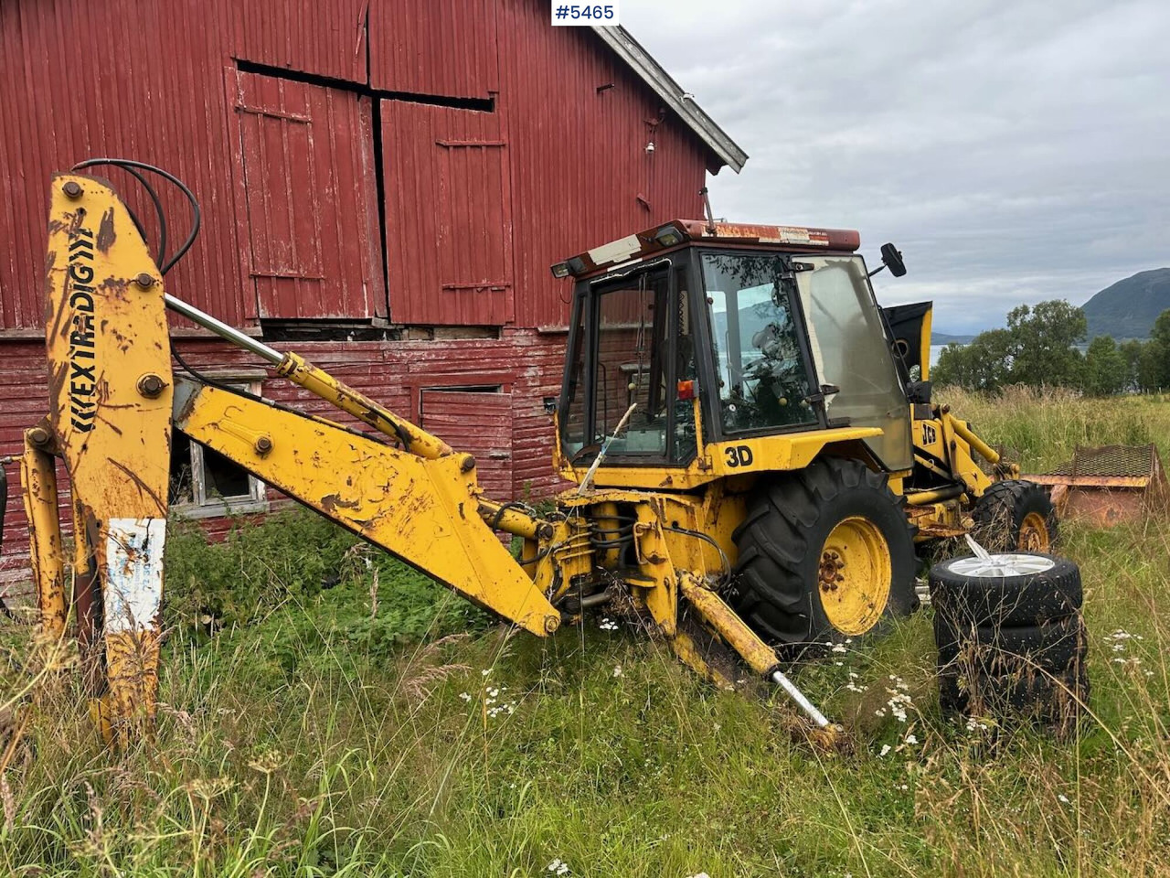 JCB Turbo 4x4 backhoe loader w/ pallet forks. Partial REP object. - Trator: foto 4 JCB Turbo 4x4 backhoe loader w/ pallet forks. Partial REP object. - Trator: foto 4