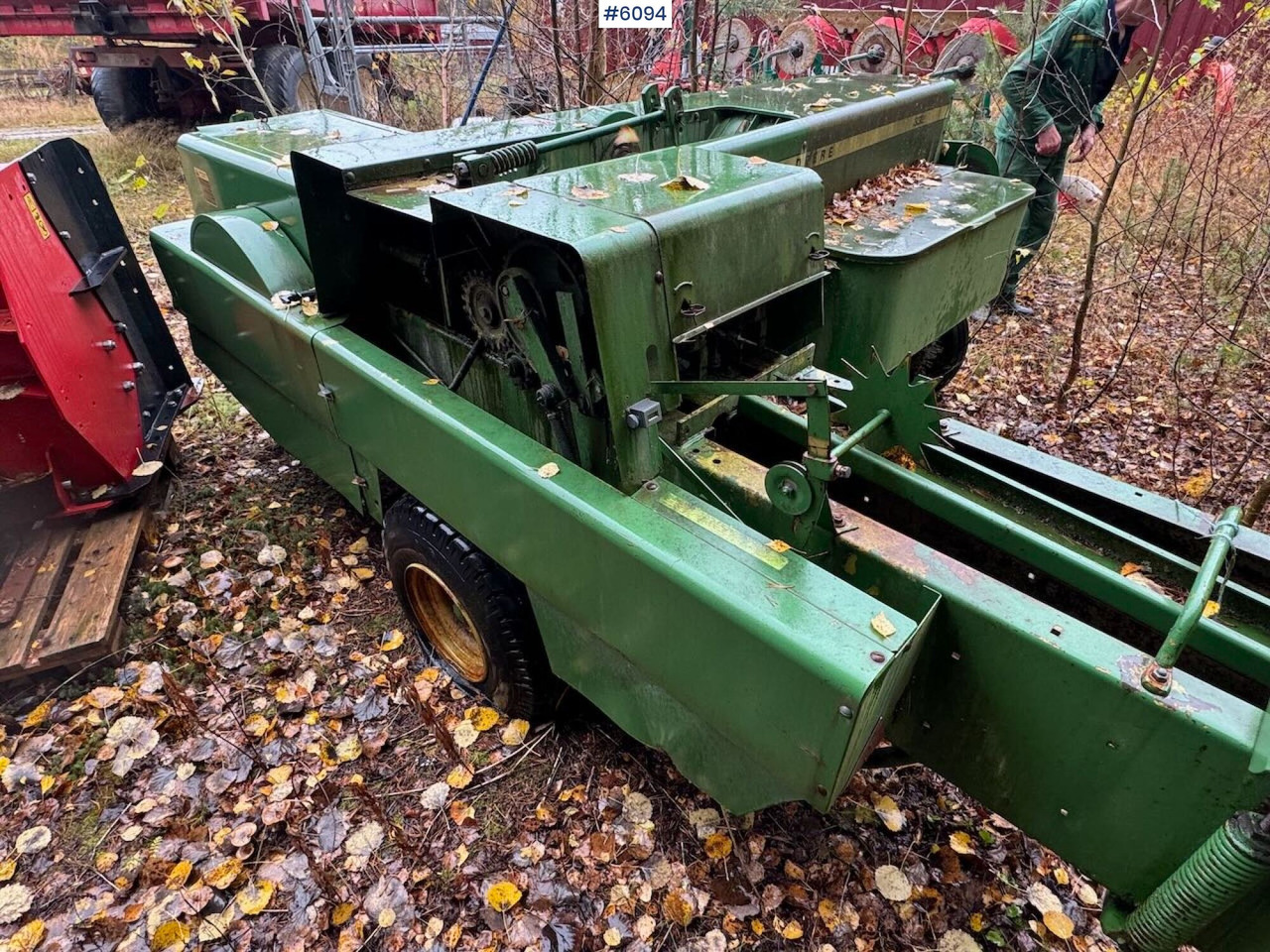 John Deere 332 - Máquina para produção de feno: foto 3 John Deere 332 - Máquina para produção de feno: foto 3