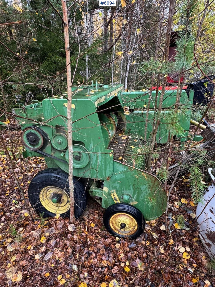 John Deere 332 - Máquina para produção de feno: foto 4 John Deere 332 - Máquina para produção de feno: foto 4
