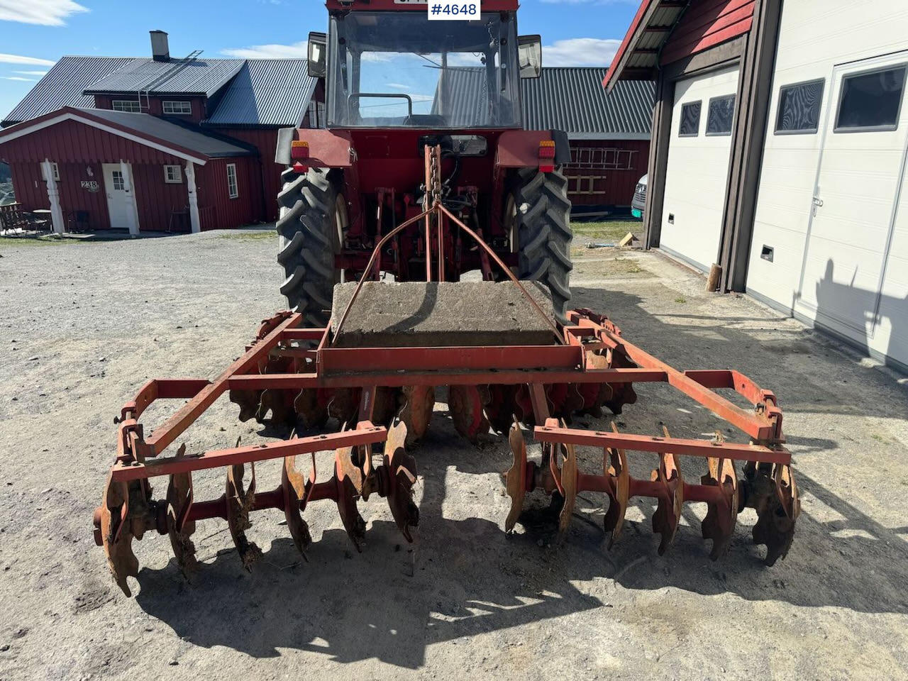 Kverneland Disc Harrow - Maquina para lavrar a terra: foto 1 Kverneland Disc Harrow - Maquina para lavrar a terra: foto 1