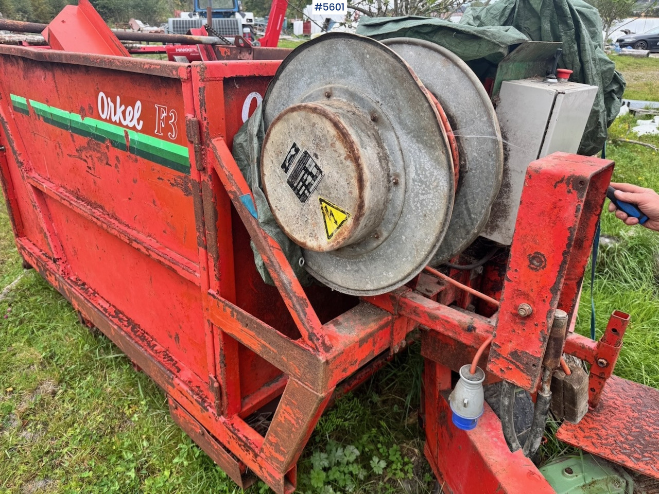 Orkel F3 Feeder + Parts Machine - Máquina para produção de feno: foto 2 Orkel F3 Feeder + Parts Machine - Máquina para produção de feno: foto 2