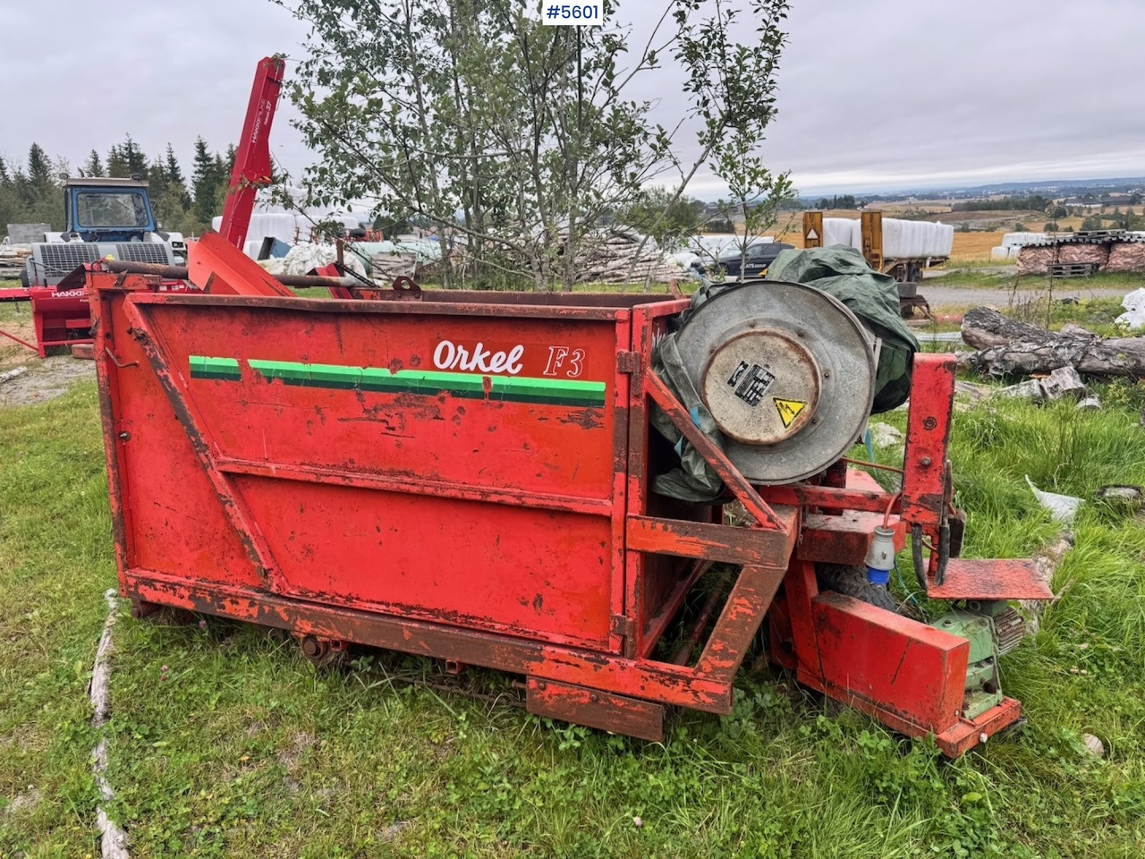 Orkel F3 Feeder + Parts Machine - Máquina para produção de feno: foto 3 Orkel F3 Feeder + Parts Machine - Máquina para produção de feno: foto 3