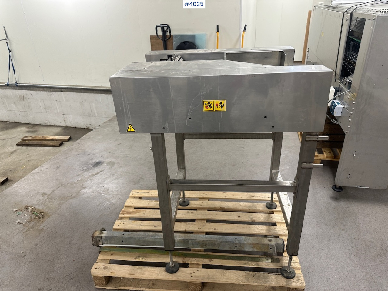 Sanovo Staalkat Inter compacta egg sorting machine - Equipamento de gado: foto 2 Sanovo Staalkat Inter compacta egg sorting machine - Equipamento de gado: foto 2