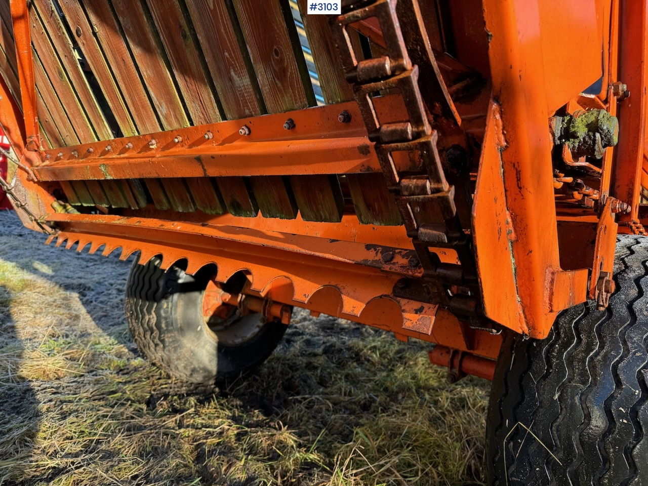 Máquina para produção de feno Underhaug Forage wagon: foto 11