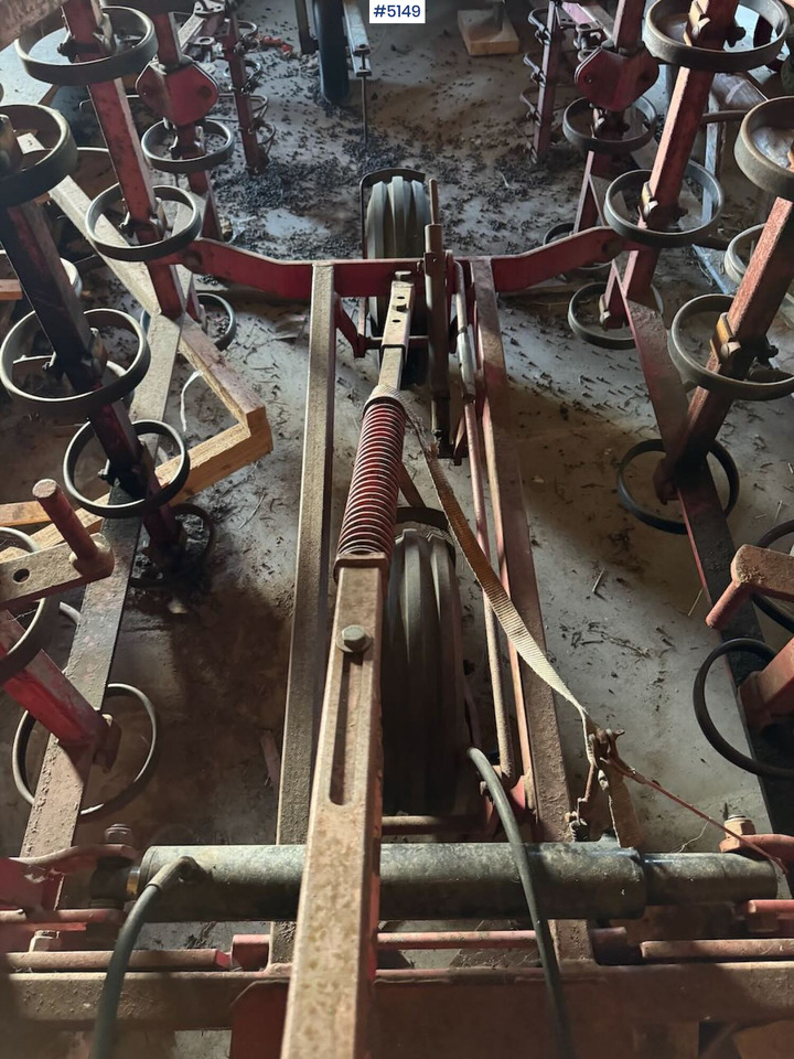 Väderstad harrow, 3.3 meters - Maquina para lavrar a terra: foto 3 Väderstad harrow, 3.3 meters - Maquina para lavrar a terra: foto 3