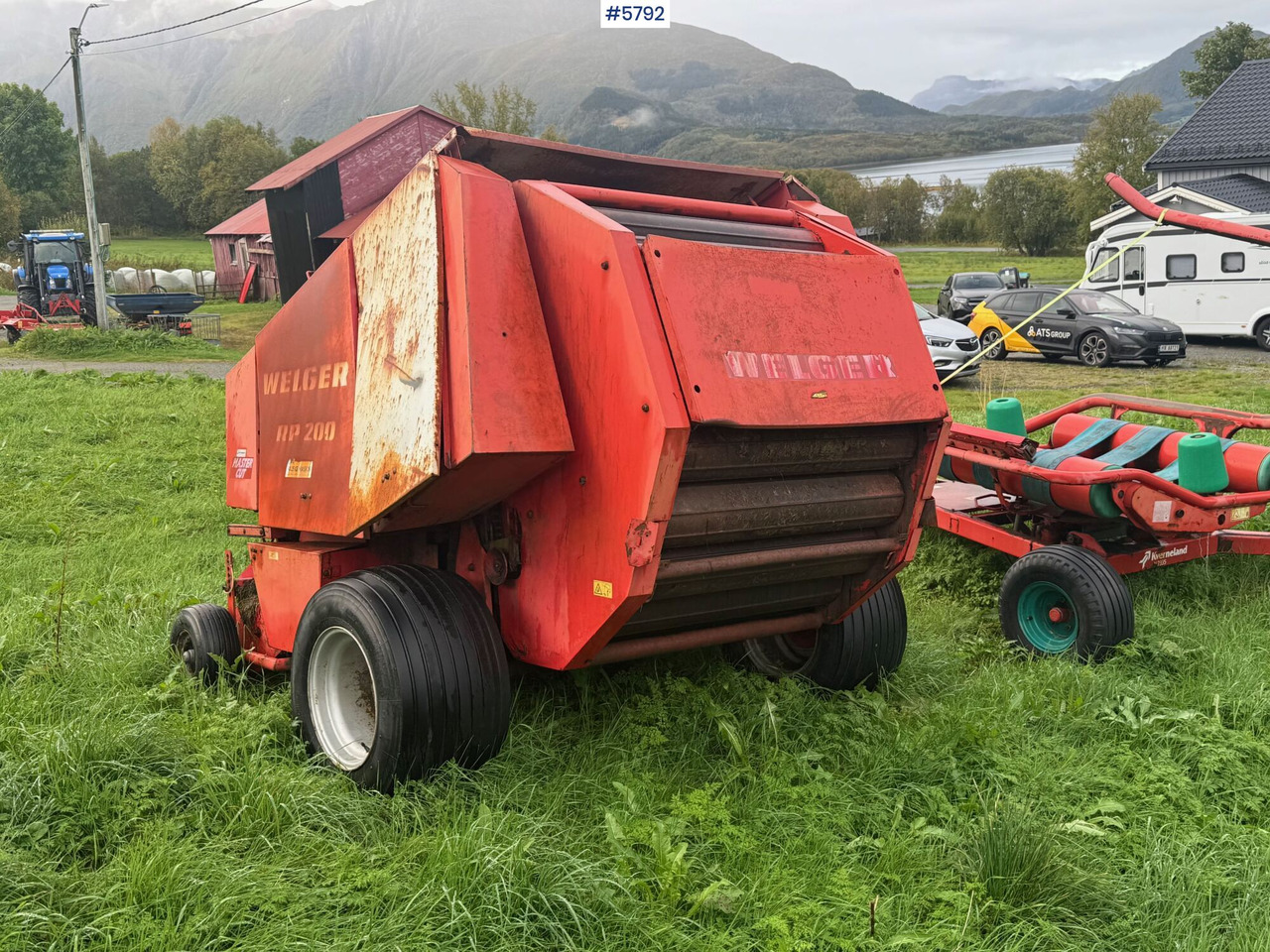 Welger RP 200 Mastercut round baler. Partially repaired object. - Máquina para produção de feno: foto 5 Welger RP 200 Mastercut round baler. Partially repaired object. - Máquina para produção de feno: foto 5