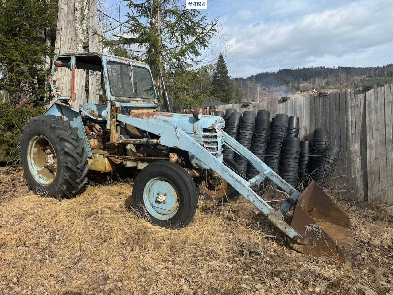 Zetor 4011 4x2 - Trator: foto 1 Zetor 4011 4x2 - Trator: foto 1