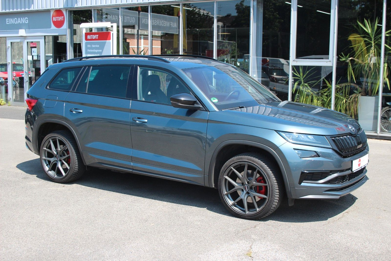 SUV Skoda Kodiaq RS 4x4 ACC Std-Hzg Pano Alcant LED Canton: foto 1