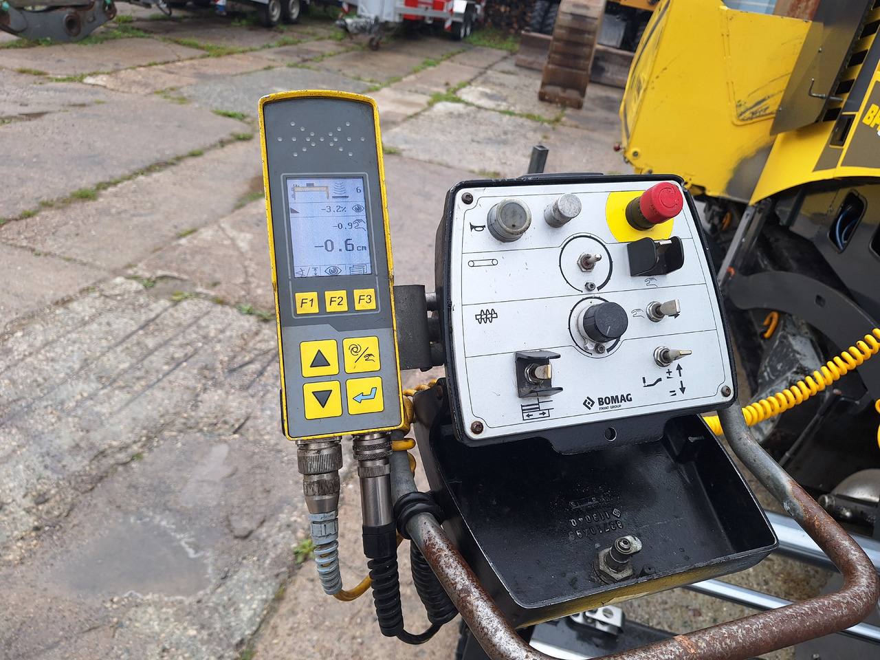 Bomag Bf 300C-3 - Acabadora: foto 5 Bomag Bf 300C-3 - Acabadora: foto 5