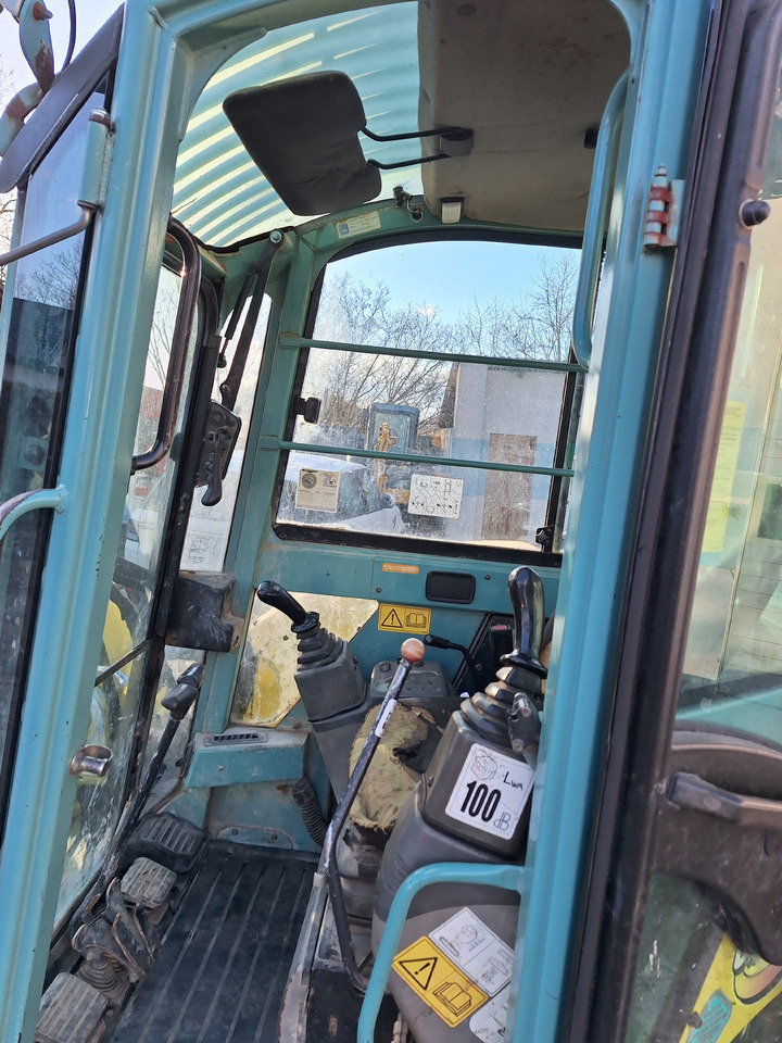 YANMAR ViO 75 - Máquina de construção: foto 5 YANMAR ViO 75 - Máquina de construção: foto 5