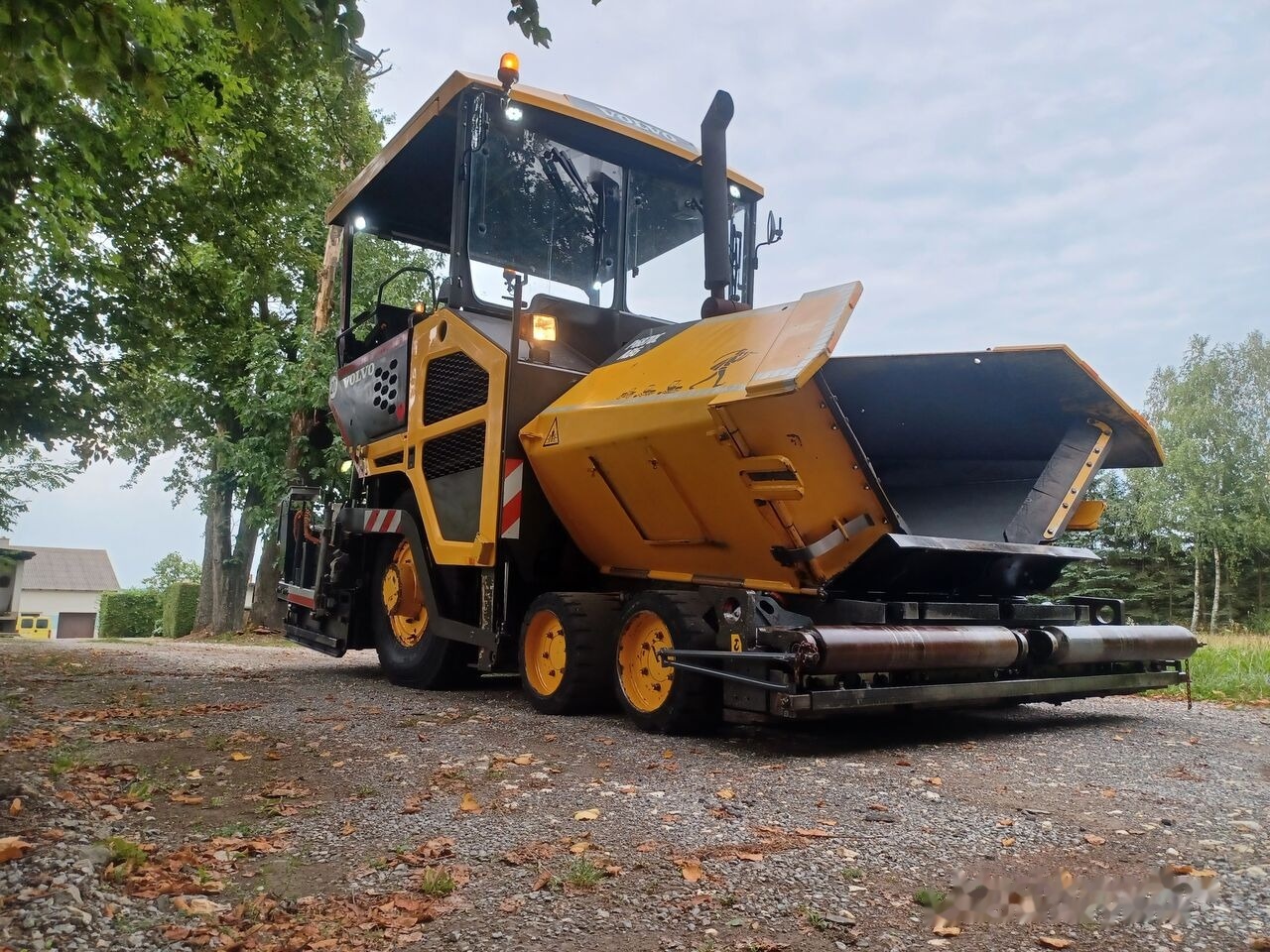 Acabadora Volvo-ABG P6870C: foto 9