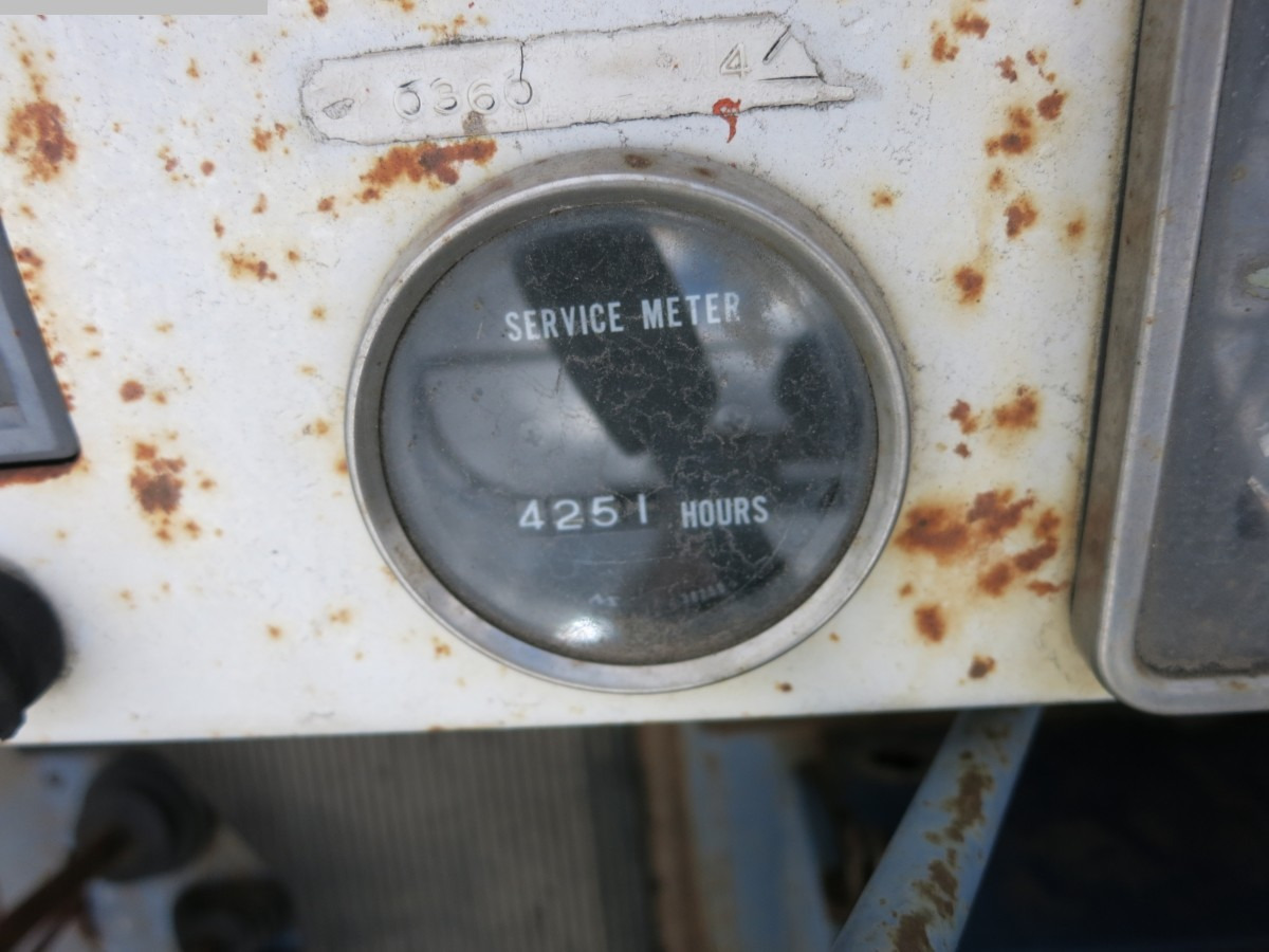 HITACHI EX26 - Mini escavadeira: foto 3 HITACHI EX26 - Mini escavadeira: foto 3