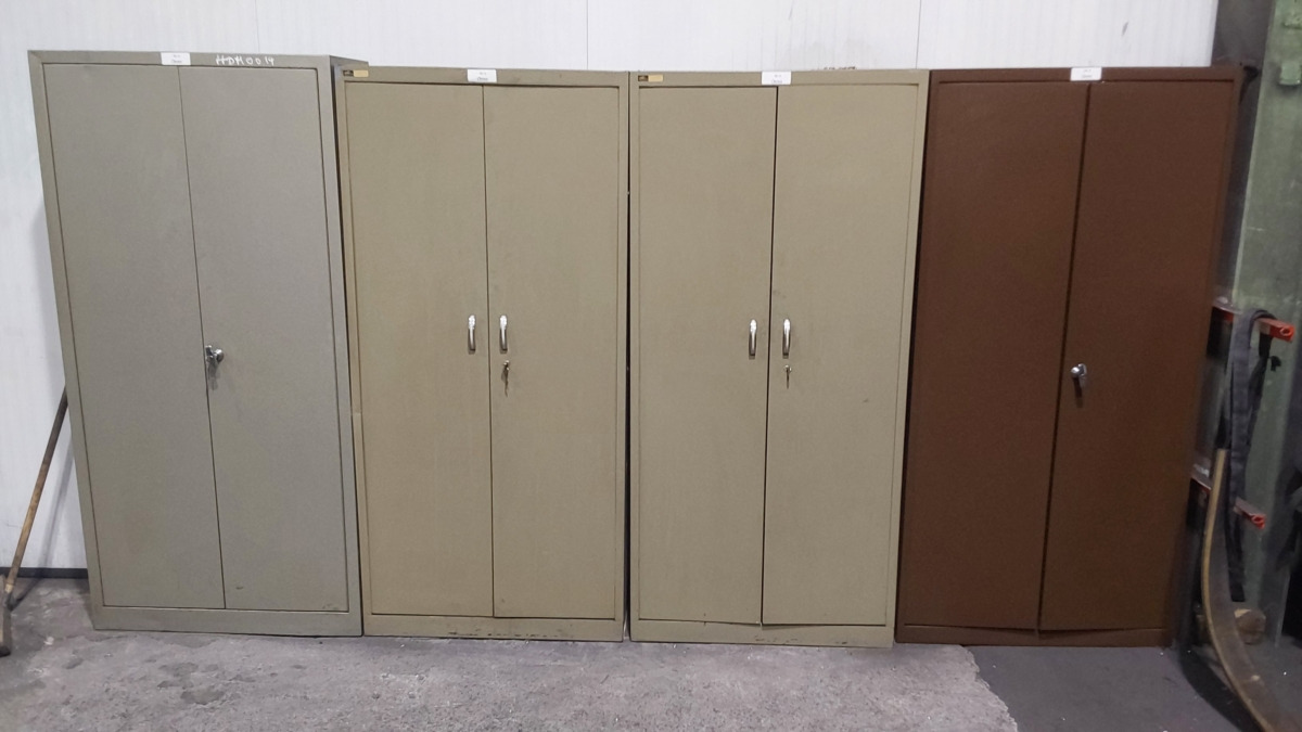 Tuerenschrank 1950x930x400 - Máquina para metal: foto 1 Tuerenschrank 1950x930x400 - Máquina para metal: foto 1