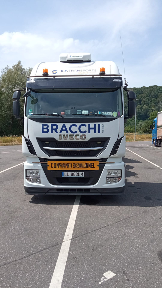 IVECO IVECO STRALIS 510 Hi-Way AS 440STX/P Euro VI z salonu Italia - Tractor: foto 1 IVECO IVECO STRALIS 510 Hi-Way AS 440STX/P Euro VI z salonu Italia - Tractor: foto 1