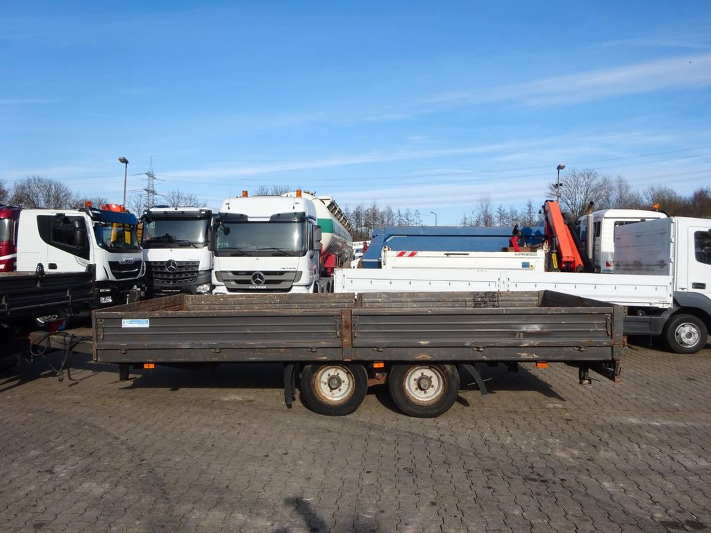 Blomenröhr 692/8900 Tandem-Anhänger mit 2 Achsen - Reboque baixa: foto 1 Blomenröhr 692/8900 Tandem-Anhänger mit 2 Achsen - Reboque baixa: foto 1
