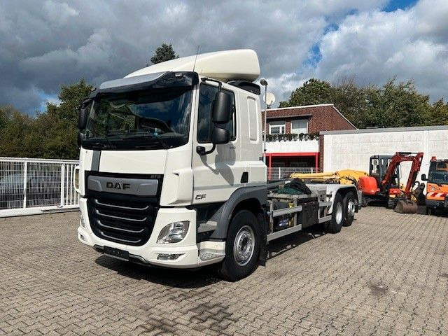 DAF CF 450 Abroller 6x2 - Camião polibenne: foto 2 DAF CF 450 Abroller 6x2 - Camião polibenne: foto 2
