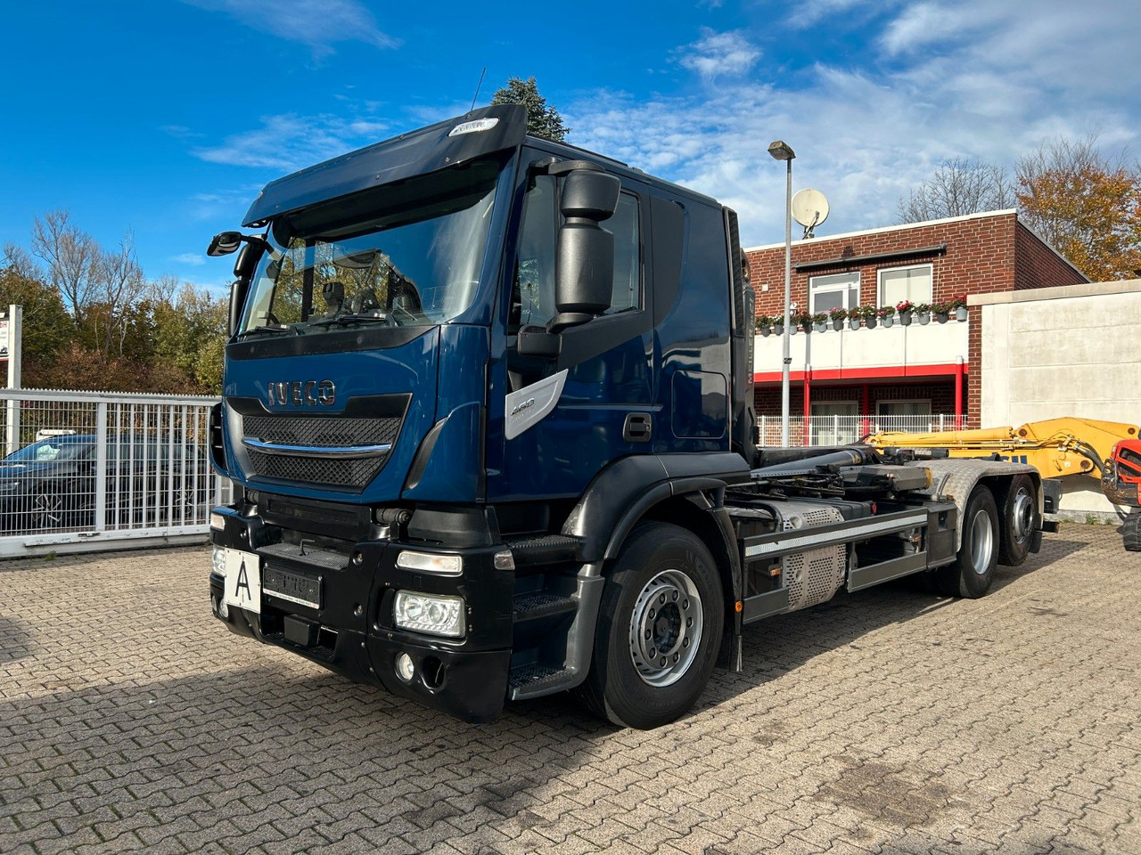 Iveco 460 Stralis MEILLER Abroller mit LIft-Lenkachse - Camião polibenne: foto 3 Iveco 460 Stralis MEILLER Abroller mit LIft-Lenkachse - Camião polibenne: foto 3