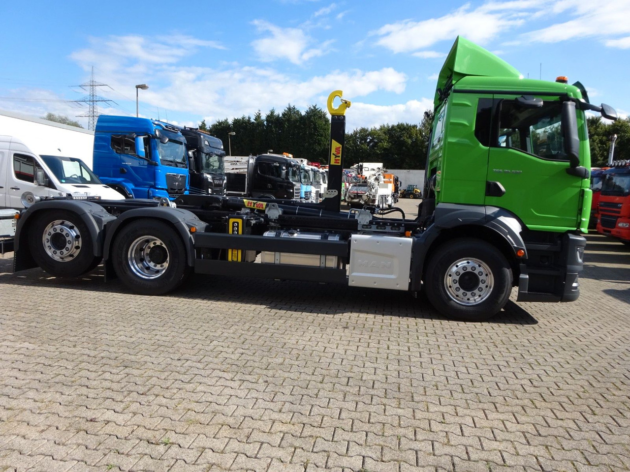 MAN 26.520 TGS HYVA Abroller 6x2 NEU !!! MAN 26.520 TGS HYVA Abroller 6x2 NEU !!! - Camião polibenne: foto 2 MAN 26.520 TGS HYVA Abroller 6x2 NEU !!! MAN 26.520 TGS HYVA Abroller 6x2 NEU !!! - Camião polibenne: foto 2