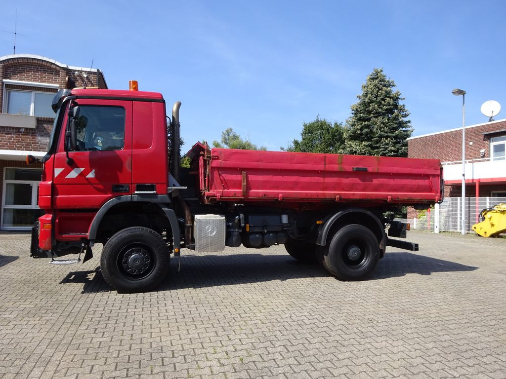 Mercedes-Benz 1832 Actros MEILLER 3Skipper4x4 mit Schneeplatte Mercedes-Benz 1832 Actros MEILLER 3Skipper4x4 mit Schneeplatte - Camião basculante: foto 2 Mercedes-Benz 1832 Actros MEILLER 3Skipper4x4 mit Schneeplatte Mercedes-Benz 1832 Actros MEILLER 3Skipper4x4 mit Schneeplatte - Camião basculante: foto 2