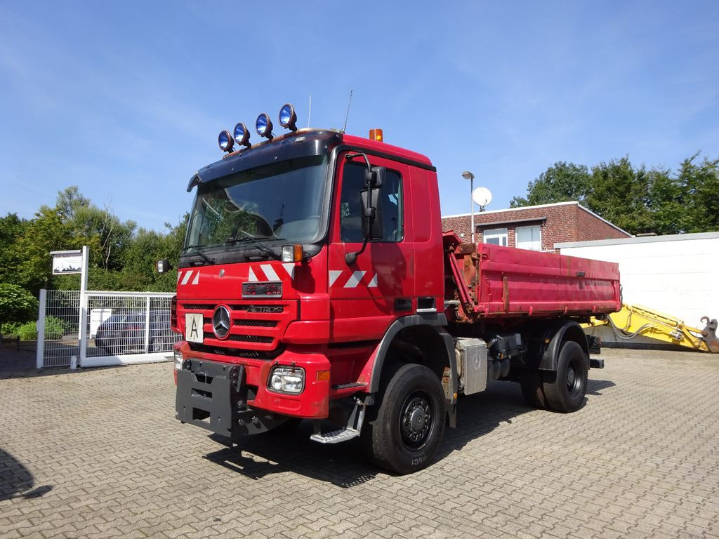 Mercedes-Benz 1832 Actros MEILLER 3Skipper4x4 mit Schneeplatte Mercedes-Benz 1832 Actros MEILLER 3Skipper4x4 mit Schneeplatte - Camião basculante: foto 1 Mercedes-Benz 1832 Actros MEILLER 3Skipper4x4 mit Schneeplatte Mercedes-Benz 1832 Actros MEILLER 3Skipper4x4 mit Schneeplatte - Camião basculante: foto 1