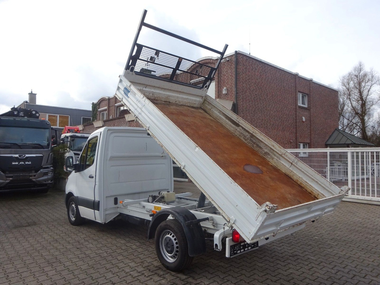 Mercedes-Benz 314 CDI Sprinter MEILLER 3Skipper 4x2 - Carrinha basculante: foto 3 Mercedes-Benz 314 CDI Sprinter MEILLER 3Skipper 4x2 - Carrinha basculante: foto 3