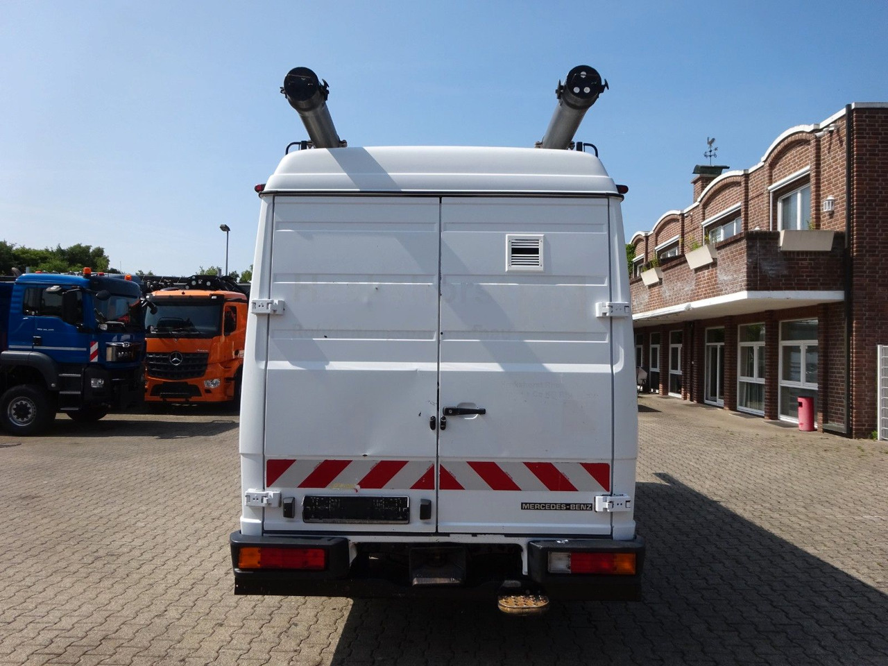 Furgão Mercedes-Benz 616D Vario Kastenwagen 4x2: foto 6