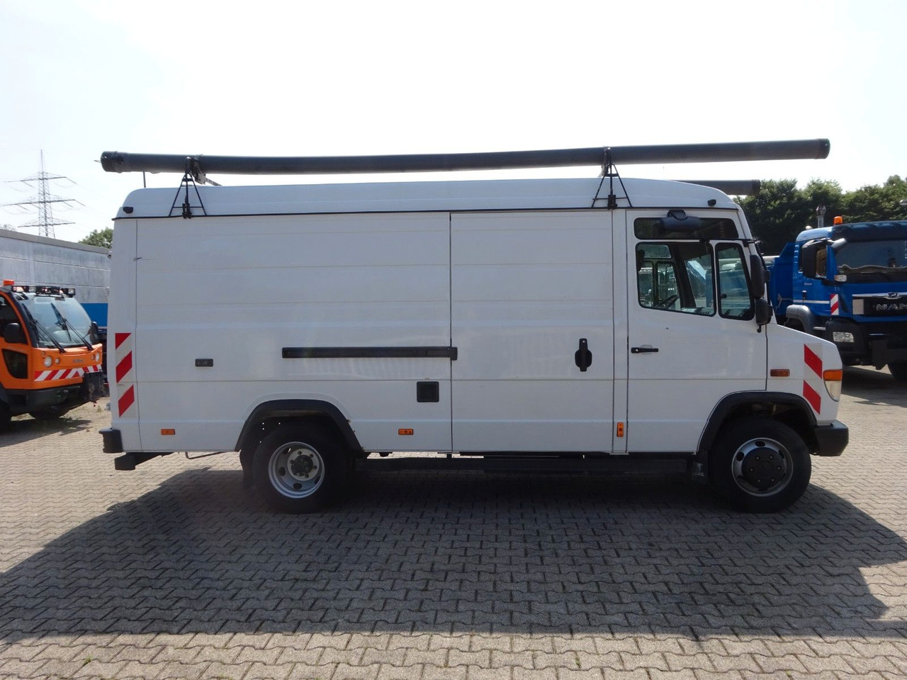 Furgão Mercedes-Benz 616D Vario Kastenwagen 4x2: foto 8