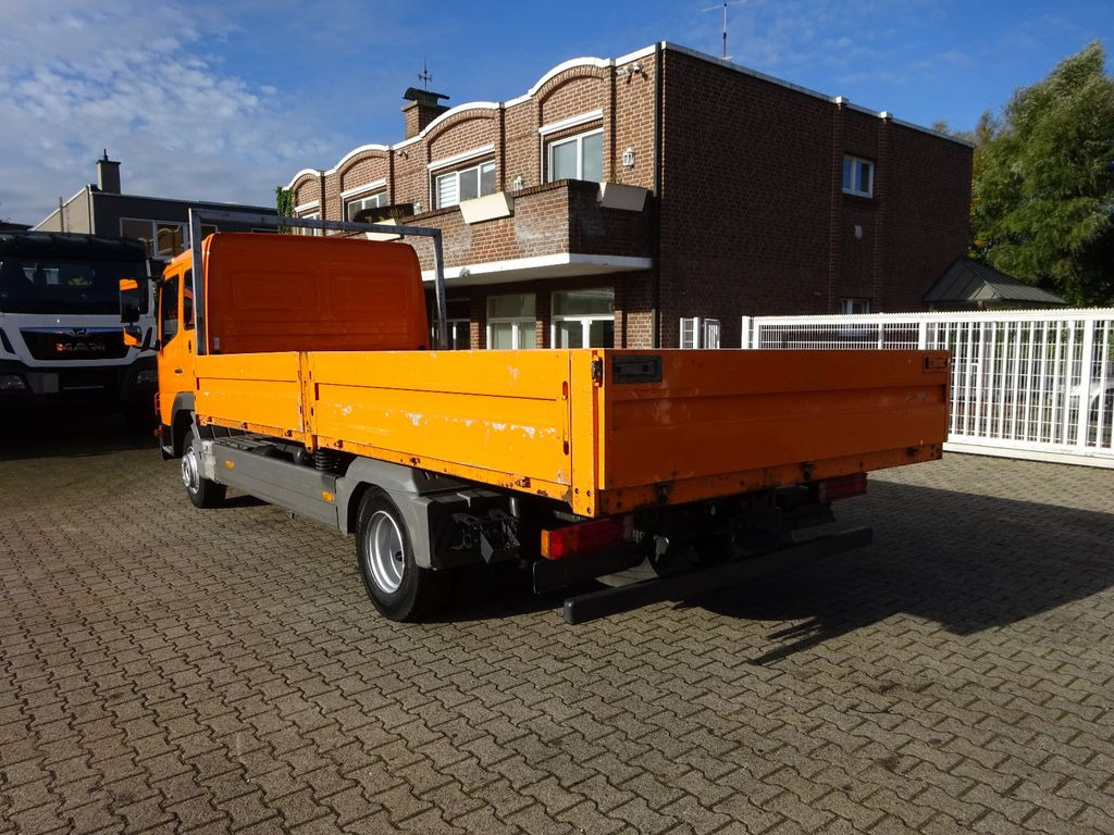 Mercedes-Benz 822 Atego Pritsche Doppelkabine 4x2 - Camião de caixa aberta/ Plataforma: foto 3 Mercedes-Benz 822 Atego Pritsche Doppelkabine 4x2 - Camião de caixa aberta/ Plataforma: foto 3
