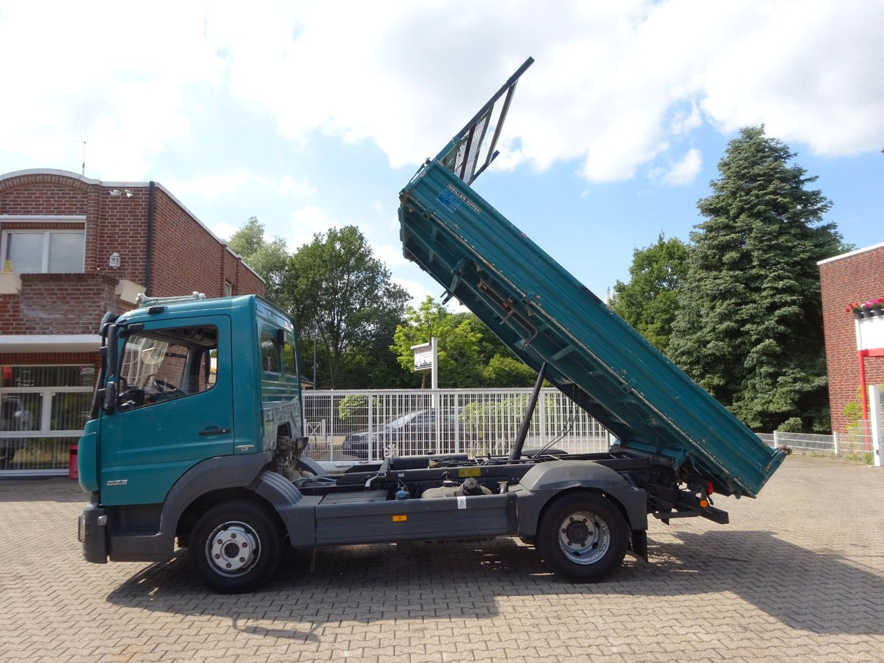 Mercedes-Benz 823 Atego MEILLER 3Skipper 4x2 - Carrinha basculante: foto 5 Mercedes-Benz 823 Atego MEILLER 3Skipper 4x2 - Carrinha basculante: foto 5