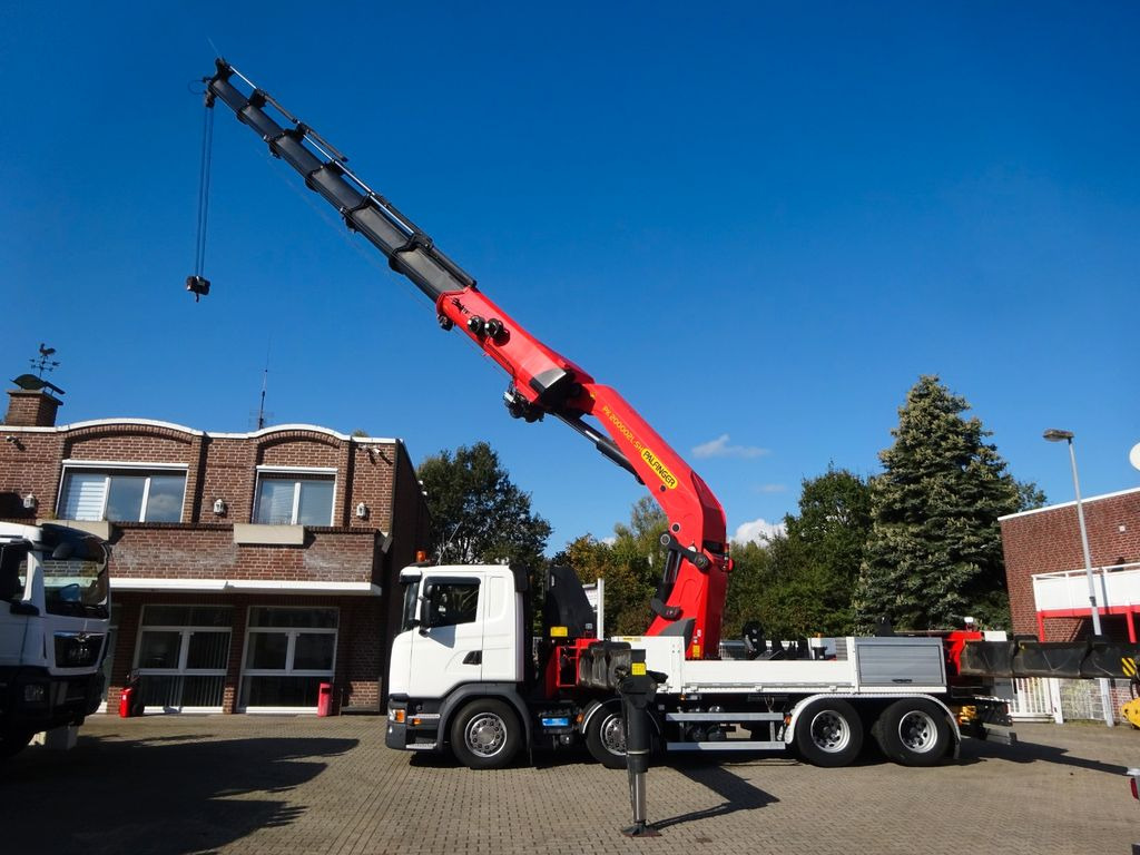 Scania PK 200002SH - 200Tonnen-Meter-Kran + Seilwinde - Camião grua: foto 2 Scania PK 200002SH - 200Tonnen-Meter-Kran + Seilwinde - Camião grua: foto 2