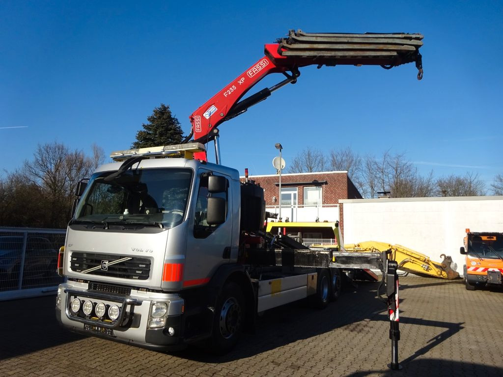 Volvo FE 320+Fassi F235 Kran+Hubbrille+Schiebeplateau - Caminhão reboque: foto 5 Volvo FE 320+Fassi F235 Kran+Hubbrille+Schiebeplateau - Caminhão reboque: foto 5