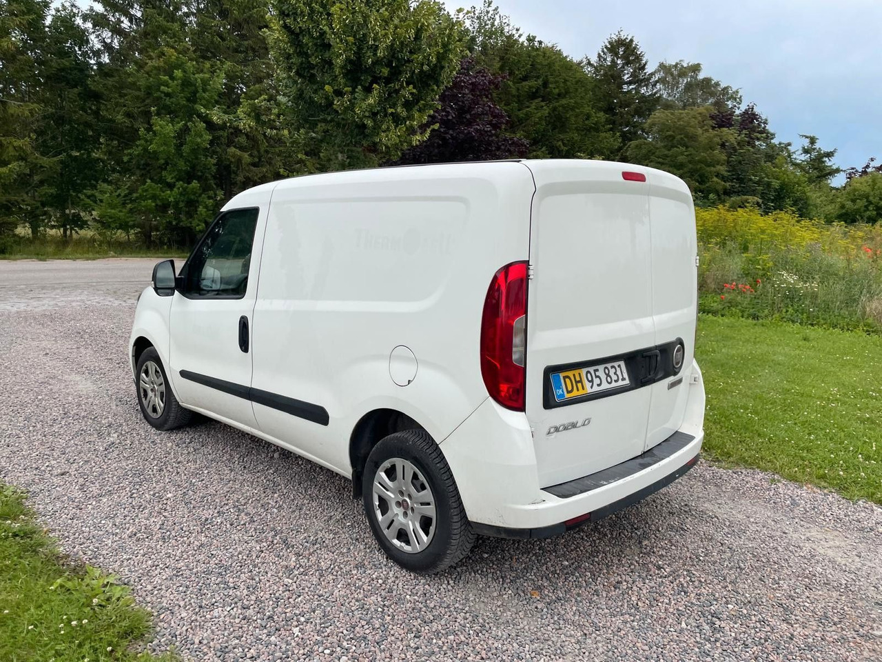 Fiat Doblo Basis Kasten 1,3 MJT - Automóvel: foto 3 Fiat Doblo Basis Kasten 1,3 MJT - Automóvel: foto 3