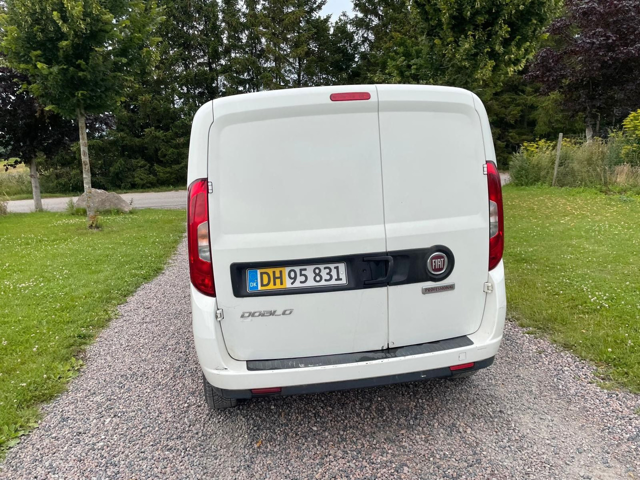 Fiat Doblo Basis Kasten 1,3 MJT - Automóvel: foto 4 Fiat Doblo Basis Kasten 1,3 MJT - Automóvel: foto 4