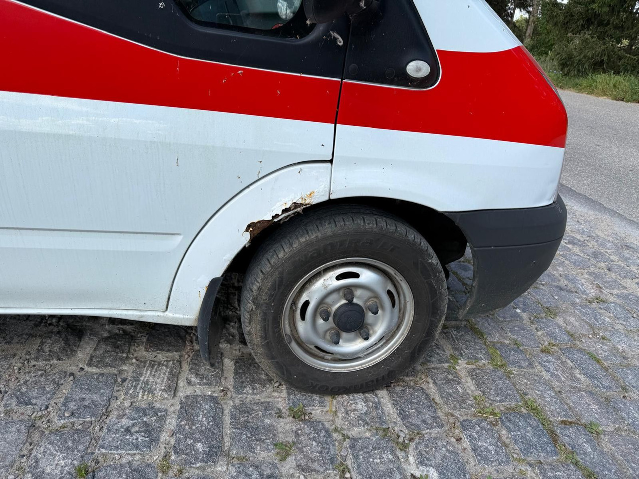 Ford Transit Kombi FT 300 K - Furgão de passageiros: foto 5 Ford Transit Kombi FT 300 K - Furgão de passageiros: foto 5