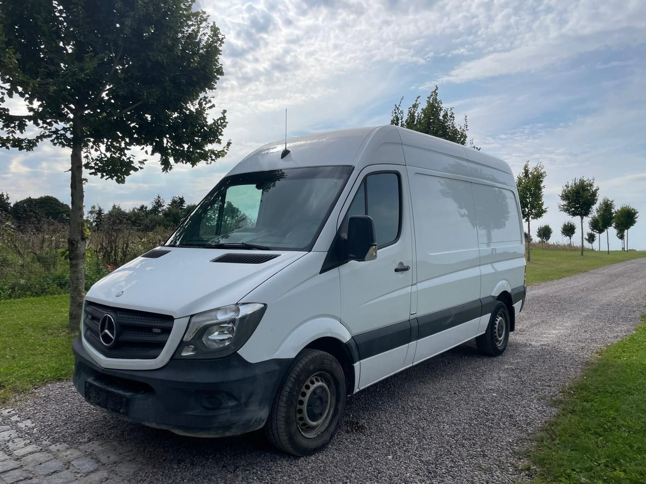 Mercedes-Benz Sprinter II Kasten 216 CDI Lang +Hoch - Furgão compacto: foto 2 Mercedes-Benz Sprinter II Kasten 216 CDI Lang +Hoch - Furgão compacto: foto 2
