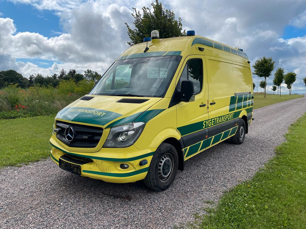 Mercedes-Benz Sprinter Kasten 316 CDI Aut - Ambulância: foto 1 Mercedes-Benz Sprinter Kasten 316 CDI Aut - Ambulância: foto 1