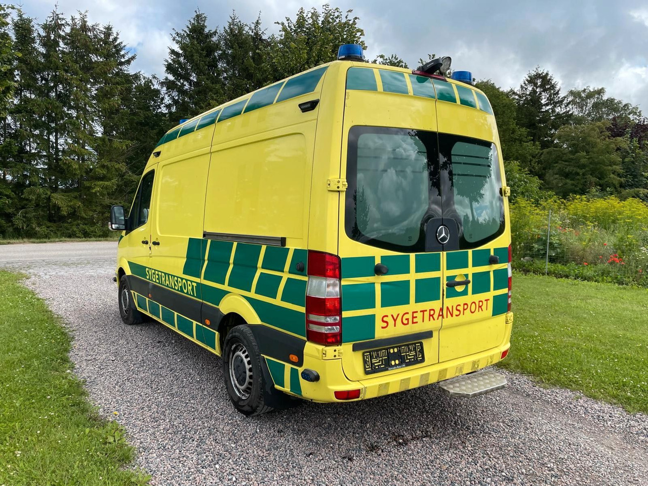 Mercedes-Benz Sprinter Kasten 316 CDI Aut - Ambulância: foto 5 Mercedes-Benz Sprinter Kasten 316 CDI Aut - Ambulância: foto 5