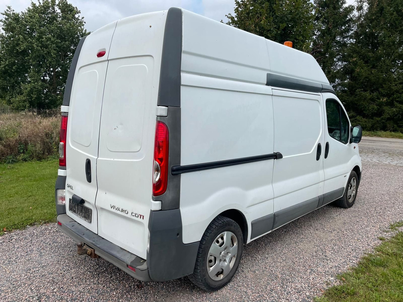 Opel Vivaro 2.0 CDTI L2H2 - Furgão compacto: foto 5 Opel Vivaro 2.0 CDTI L2H2 - Furgão compacto: foto 5