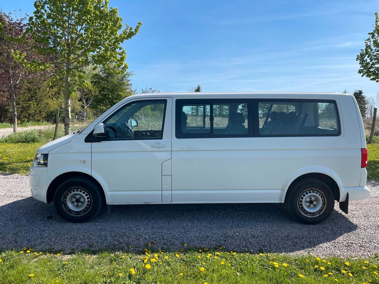 Volkswagen T5 Caravelle 2.0 TDI DSG Comfortline Lang - Furgão de passageiros: foto 2 Volkswagen T5 Caravelle 2.0 TDI DSG Comfortline Lang - Furgão de passageiros: foto 2