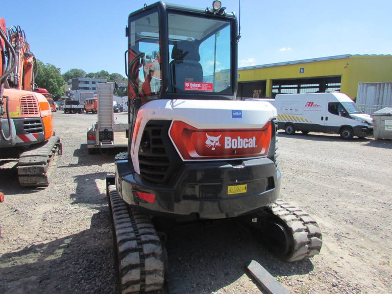 Bobcat E 50 Z 42.500 EUR - Mini escavadeira: foto 3 Bobcat E 50 Z 42.500 EUR - Mini escavadeira: foto 3
